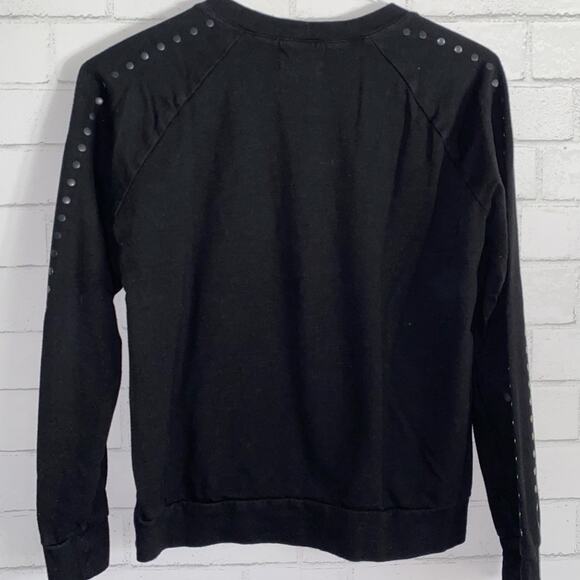 MONROW $134 Stud Sleeve Super Soft Black Sweatshirt MED EUC - Picture 9 of 9